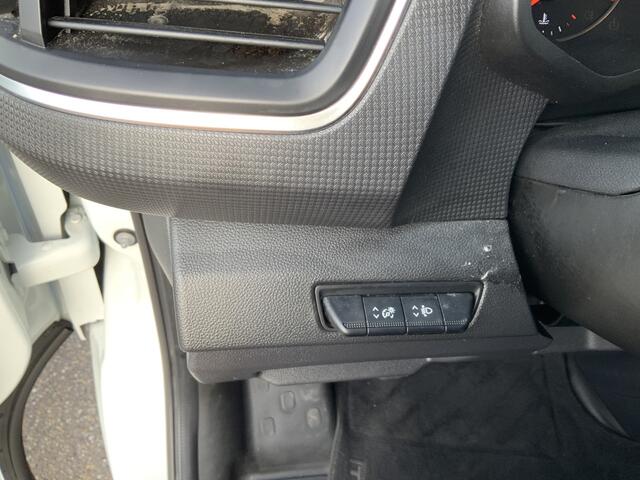 Renault TRAFIC 2.0 dCi 130 T30 L2H1 Work Edition Airco Cruise Navi 3Zits Camera Trekhaak 2500 kg Euro 6