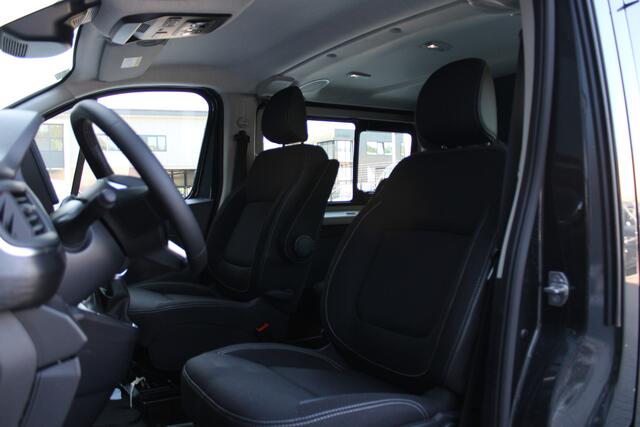 Renault TRAFIC 2.0 Blue dCi 170pk T29 L2H1 Extra DC - 2x Schuifdeur - Carplay - LED - Blind Spot - Navigatie - Camera - Trekhaak - Stoelverwarming - Rijklaar