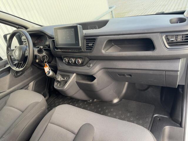 Renault TRAFIC 2.0 dCi 110 T30 L2H1*A/C*CRUISE*NAVI*HAAK*3PERS*