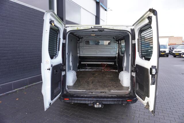 Renault TRAFIC 2.0 dCi 120PK EURO 6 - Airco - Navi - Cruise - ¤15.900,- Excl.