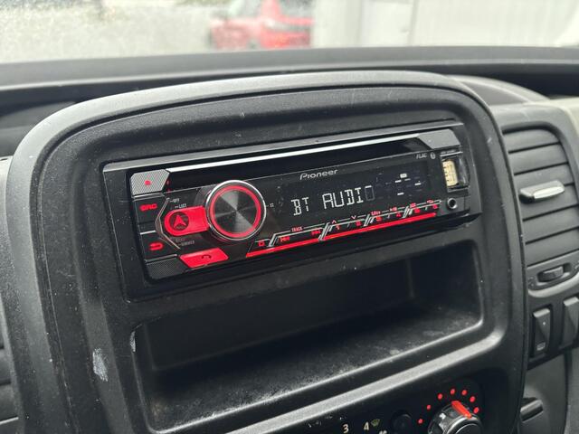 Renault TRAFIC 1.6 dCi T29 L1H1 Comfort*HAAK*3PERS.*IMPERIAAL*