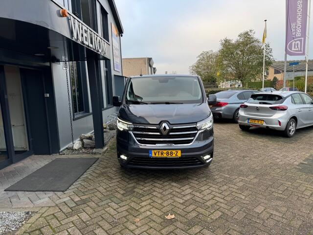 Renault TRAFIC Automaat L2 150PK Lang, 3-pers, Navi, camera, pdc, schuifdeur, Topstaat!