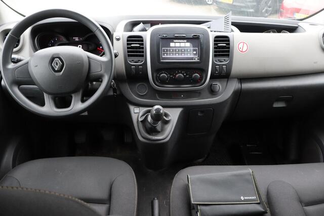 Renault TRAFIC Passenger 1.6 dCi Grand Authentique Energy 9 persoons, Radio cd speler, Navigatie, Trekhaak, BPM en BTW!