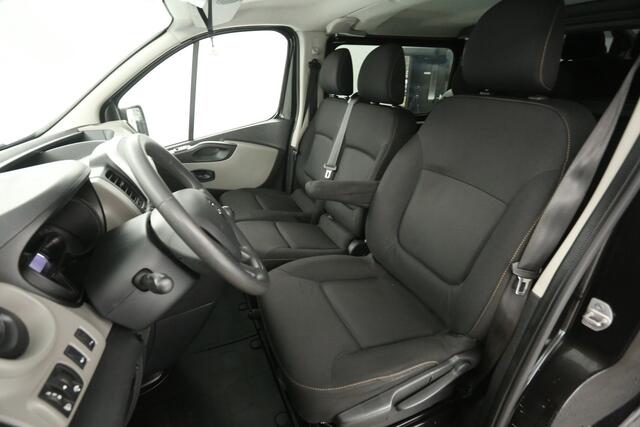 Renault TRAFIC 1.6 dCi T29 L2H1 | MARGE | DC | Airco | Cruise | Trekh. | Navi | Parkeersens.