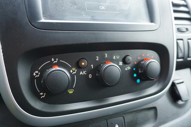 Renault TRAFIC 1.6 dCi 125PK EURO 6 - Airco - Navi - Cruise - ¤ 9.950,- Excl.