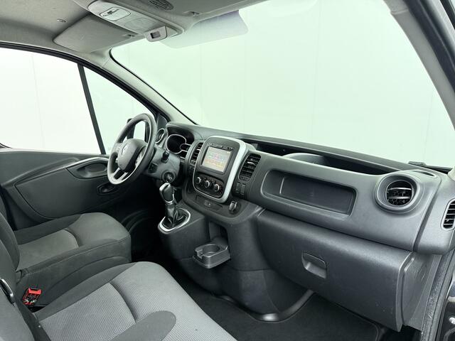 Renault TRAFIC 2.0DCI 145PK T29 L2H1 Comfort 3-Persoons Trekhaak Apple Carplay Android Navi Airco Cruise Control Bluetooth Lmv Pdc Betonplex Vloer Wandbetimmering Schuifdeur Sidebars Euro 6 Origineel Nederlandse Auto