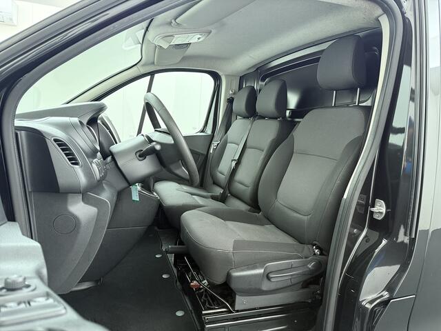 Renault TRAFIC 2.0DCI 145PK T29 L2H1 Comfort 3-Persoons Trekhaak Apple Carplay Android Navi Airco Cruise Control Bluetooth Lmv Pdc Betonplex Vloer Wandbetimmering Schuifdeur Sidebars Euro 6 Origineel Nederlandse Auto