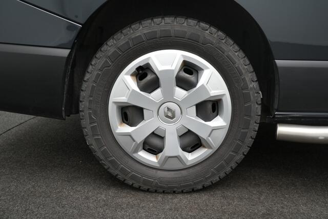 Renault TRAFIC - 9 Persoons bus! - All Seasonbanden - Cruise Control - Sidebars - Trekhaak - Dealeronderhouden