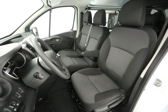 Renault TRAFIC 2.0 dCi T29 L2H1 | DC | Airco | Cruise | Navi | Trekh. | Imperiaal | Parkeersens.