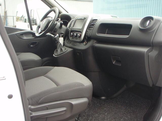 Renault TRAFIC 2.0 dCi 120 Groot scherm navi 118202 km bj 20