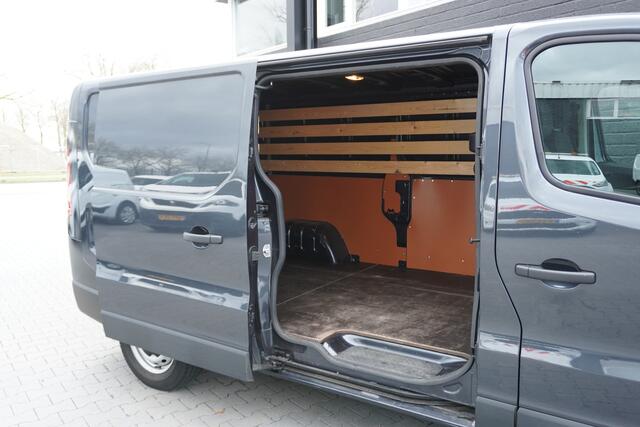 Renault TRAFIC 2.0 dCi L2 EURO 6 - Airco- Navi - Cruise - ¤ 23.900, Excl.