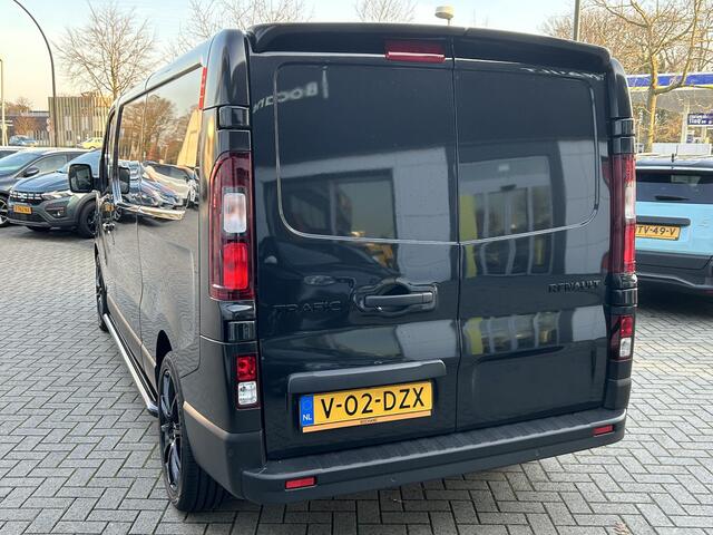 Renault TRAFIC 2.0 dCi 130 T30 L2H1 Work Edition / Black Edition | Spoiler Black pakket | 200km | BPM Vrij! |