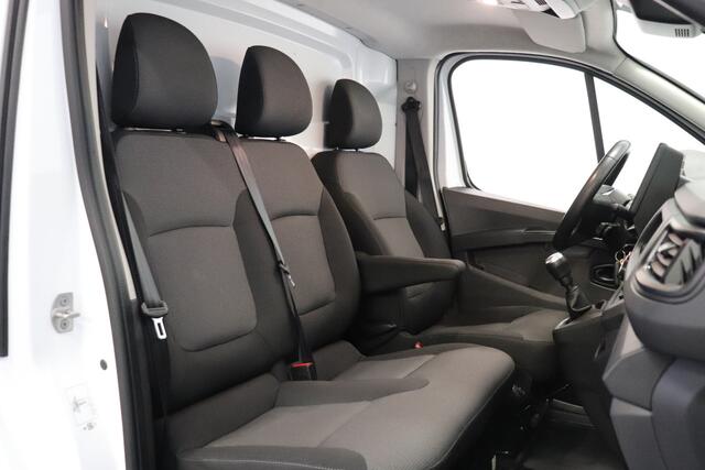 Renault TRAFIC 2.0 dCi 130PK L2 EURO 6 - Airco - Cruise - PDC - ¤ 14.900,- Excl.