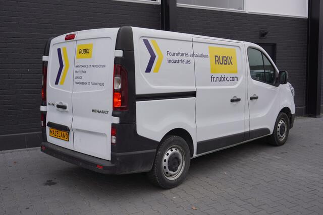 Renault TRAFIC 2.0 dCi 110PK EURO 6 - Airco - Navi - Cruise - ¤ 15.950,- Excl.