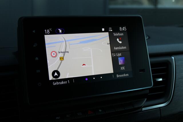 Renault TRAFIC 2.0 Blue dCi 170pk T29 L2H1 Extra DC - 2x Schuifdeur - Carplay - LED - Blind Spot - Navigatie - Camera - Trekhaak - Stoelverwarming - Rijklaar