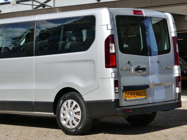 Renault TRAFIC Passenger 1.6 dCi Grand Authentique 9 persoons | ¤ 11450,- excl BTW
