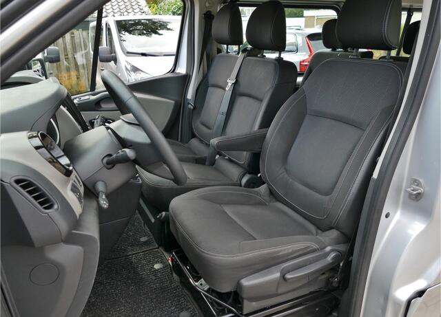 Renault TRAFIC Passenger 1.6 dCi Grand Authentique 9 persoons | ¤ 11450,- excl BTW