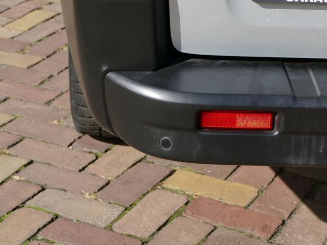 Renault TRAFIC Passenger 1.6 dCi Grand Authentique 9 persoons | ¤ 11450,- excl BTW