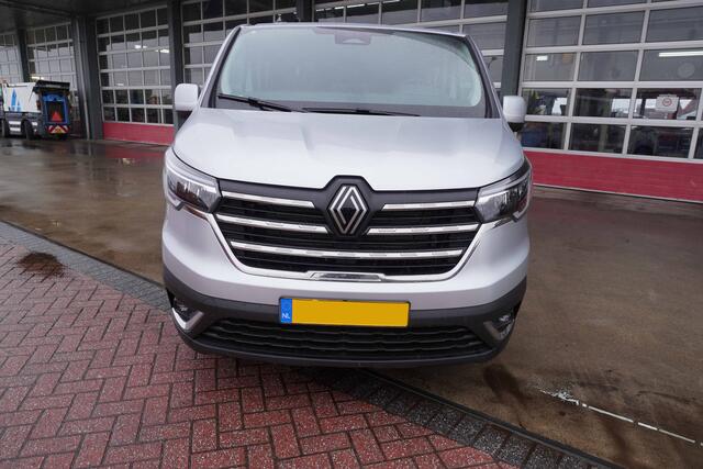 Renault TRAFIC 2.0 Blue dCi 130PK T29 L2H1 Advance Dubbelcabine nr.V155 | Airco | Cruise | Camera |Trekhaak | Apple CP- Android auto | 17"LM Velgen