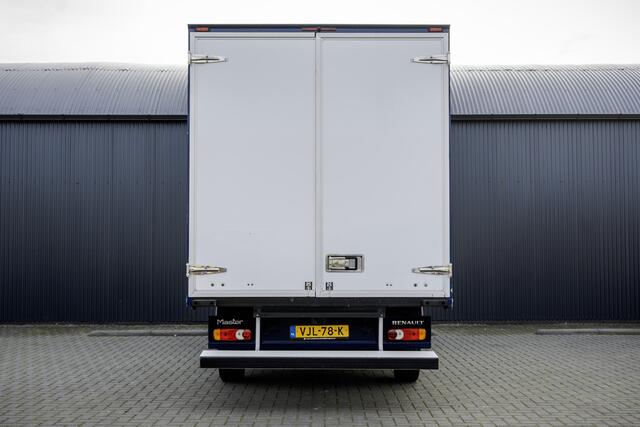 Renault TRAFIC 2.3dCi 145PK Bakwagen met deuren | LED | Camera | Navi | Airco