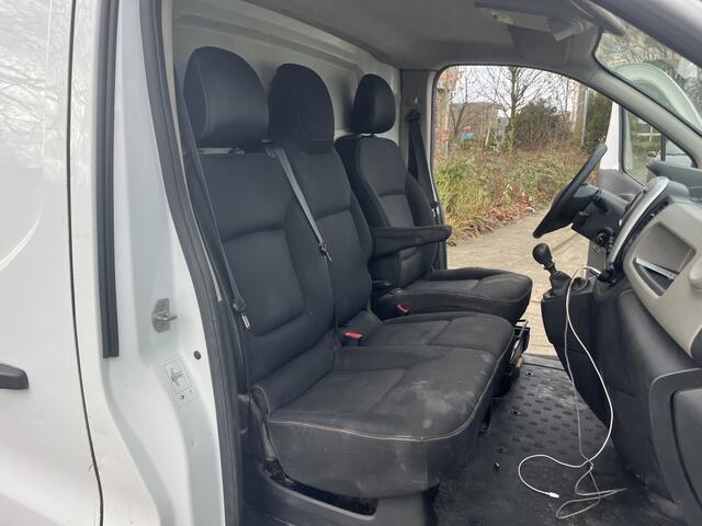 Renault TRAFIC 1.6 dCi T29L2H1 3 persoons Parkeersensoren