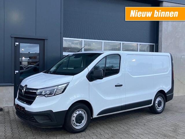 Renault TRAFIC 2.0 D 130pk L1H1 - Navi - Carplay/Android - Camera - sensoren a - trekhaak - all season banden