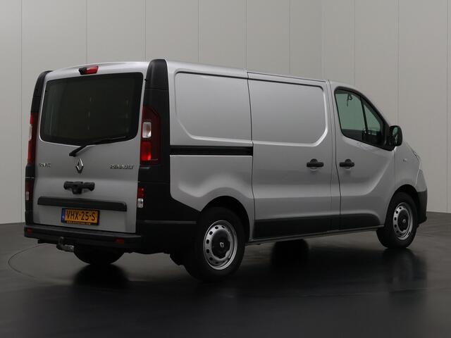 Renault TRAFIC 2.0DCi 145PK Automaat | Navigatie | Camera | Airco | Cruise | Trekhaak | 3-Zits