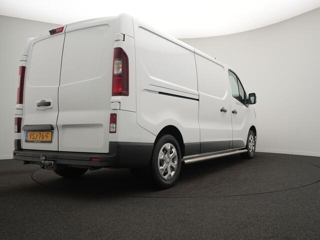 Renault TRAFIC 2.0 dCi 130 T30 L2H1 Work Edition - All Seasonbanden - Sidebars - Trekhaak - Dealeronderhouden
