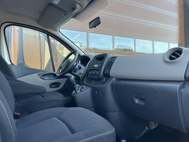 Renault TRAFIC 1.6 dCi E6 Comfort BPM Vrij! Lease ¤220 /m, Airco, Trekhaak, PDC, Volledig onderhoudshistorie aanwezig