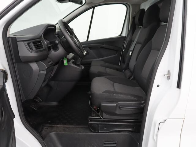 Renault TRAFIC 2.0 dCi T29 L1H1 Comfort | Trekhaak | Airco | Bluetooth | Parkeerhulp | Camera | Full LED | Cruise control | 3 Persoons