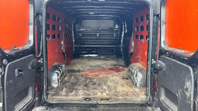 Renault TRAFIC 1.6 dCi T29 L2H1 Luxe TREKHAAK / NAVI / AIRCO / PDC / BLUETOOTH / CRUISE / DAB+ / NL-AUTO