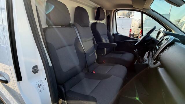 Renault TRAFIC 2.0 DCI 88KW 120PK L2H1 EURO 6 AIRCO/ CRUISE CONTROL/ NAVIGATIE/ TREKHAAK/ IMPERIAAL/ 100% DEALERONDERHOUDEN