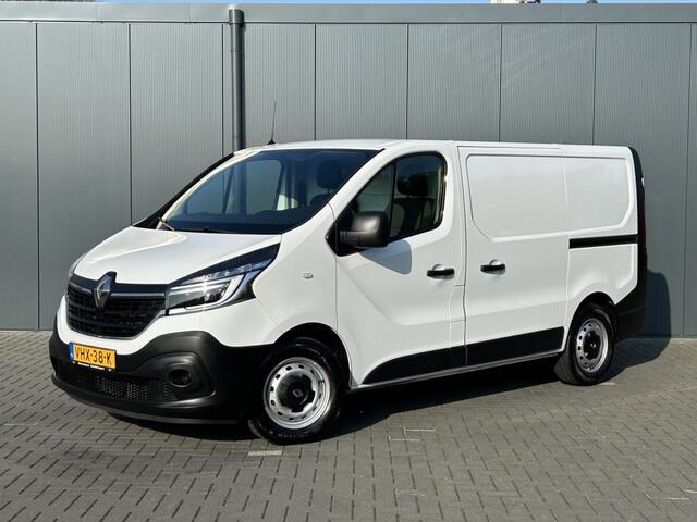 Renault TRAFIC 2.0 dCi 120 PK / L1H1 / 1e EIG. / 80.067 KM !! / 2x SCHUIFDEUR / TREKHAAK / AIRCO / CRUISE / NAVI
