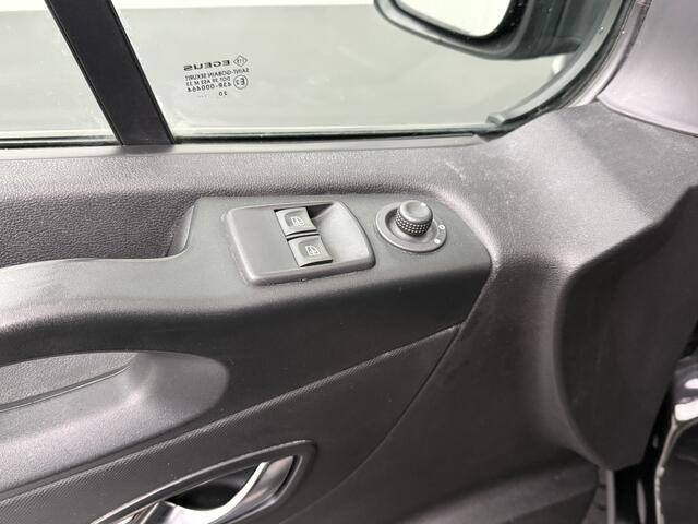 Renault TRAFIC 170PK Automaat Lang Dubbele Cabine Luxe | 2xSchuifdeur | Navigatie | Camera | Trekhaak