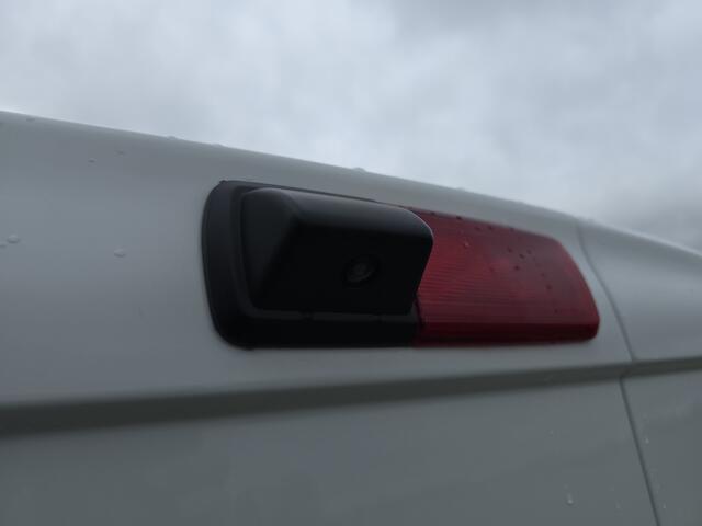 Renault TRAFIC 2.0 dCi L2 H1 - 130 Pk - Euro 6 - Apple Carplay Android Auto - ParkeerCamera