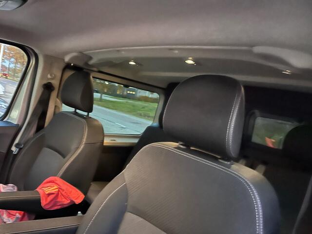 Renault TRAFIC 2.0 Blue dCi EDC 170 T29 L2H1 Extra DC