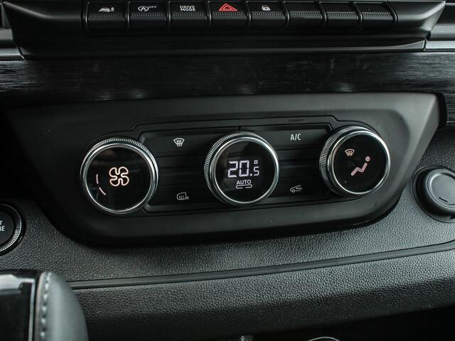 Renault TRAFIC 2.0 Blue dCi 170PK Automaat L2H1 Bestelwagen | BPM VRIJ! | LED | NAVI | KEYLESS | CRUISE | STOELVERWARMING |