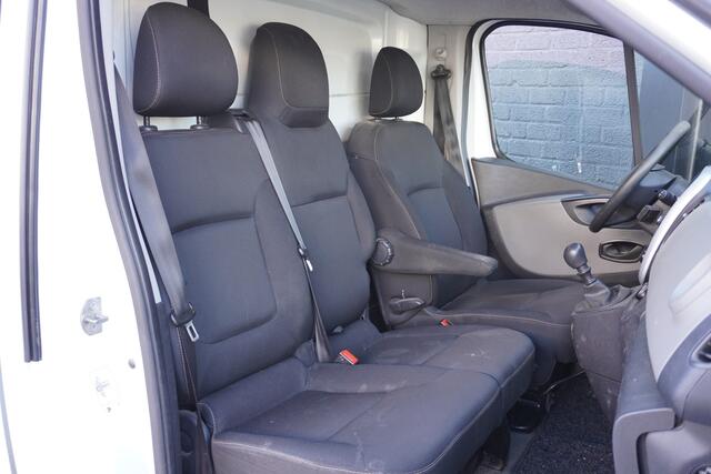 Renault TRAFIC 1.6 dCi 125PK EURO 6 - Airco - Navi - Cruise - ¤ 8.499,- Excl.