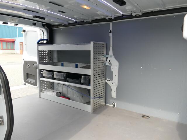 Renault TRAFIC 2.0 dCi 110 T30 L2H1 Comfort - Betimmering + Kast laadruimte - Stoelverwarming - Cruise