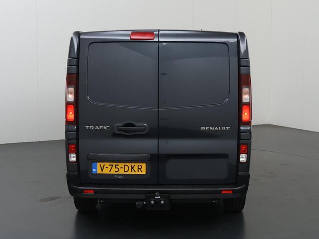 Renault TRAFIC 2.0 dCi | Aut. | 150 PK | L2 H1 | Work Edition | 3-zits | Navigatie | LM Velgen | Airco | Cruise Control | Trekhaak |
