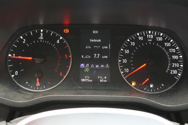 Renault TRAFIC 2.0 dCi L2H1 Passenger 9-persoons | Ex. BTW / Incl. BPM | Airco | Cruise | Camera | Trekhaak |