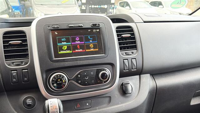 Renault TRAFIC 2.0 dCi 170 T29 L2H1 Sport