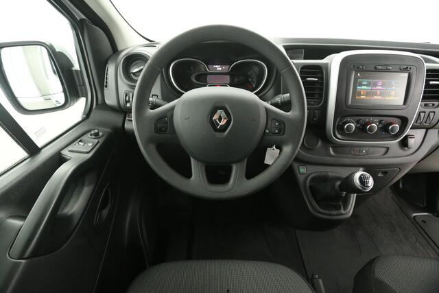 Renault TRAFIC 2.0 dCi T29 L2H1 | DC | 6-Zits | Airco | Cruise | Navi | Trekhaak | Imperiaal | Parkeersens.