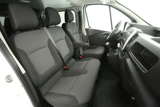 Renault TRAFIC 2.0 dCi T29 L2H1 | DC | 6-Zits | Airco | Cruise | Navi | Trekhaak | Imperiaal | Parkeersens.