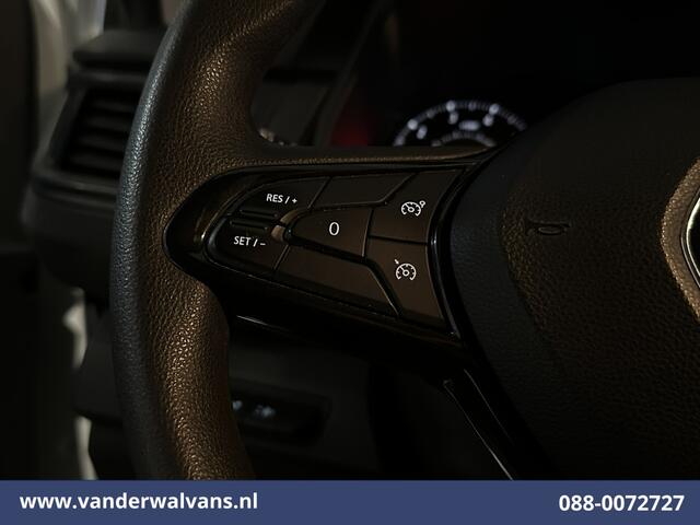 Renault TRAFIC 2.0 dCi 131pk L2H1 Euro6 Airco | Camera | LED | Apple Carplay | Cruisecontrol Android Auto, Parkeersensoren, Bijrijdersbank