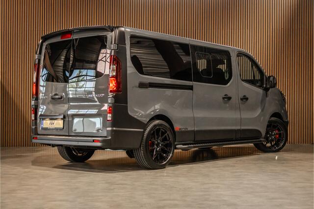 Renault TRAFIC 2.0 170 PK L2H1 DC | Dubbel Cabine | L+R Schuifdeur | Navigatie | CarPlay | 5-Zitter | Spoilerkit | BPM Vrij | Fabrieksgarantie