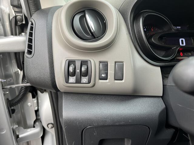 Renault TRAFIC 1.6 dCi L2H1 DC Marge Btw /Bpm vrij Airco Cruise controle Navigatie Dubbele cabine 1e eigenaar Euro 6 Ex overheids auto Lange wielbasis Geen btw meer betalen