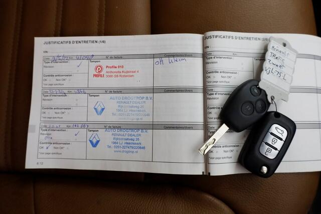 Renault TRAFIC 2.0 dCi 170pk L2H1 Automaat D.C. LED/Camera/2x Schuifdeur 01-2021