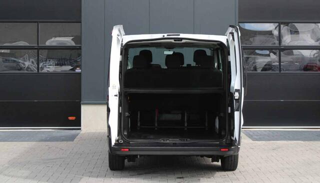Renault TRAFIC Passenger 2.0 dCi 120PK Grand Life 9 Persoons Airco | Cruise | Navi