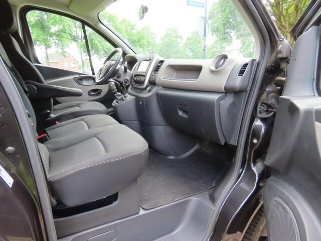 Renault TRAFIC 1.6 dCi T27 L1H1 Comfort Energy***1e Eigenaar***2 X Schuifdeur*** 87018 KM !! N.A.P***3 Persoons***Airco Cruisecontrol Navigatie Pdc Lm Velgen Trekhaak ***Marge Bus***